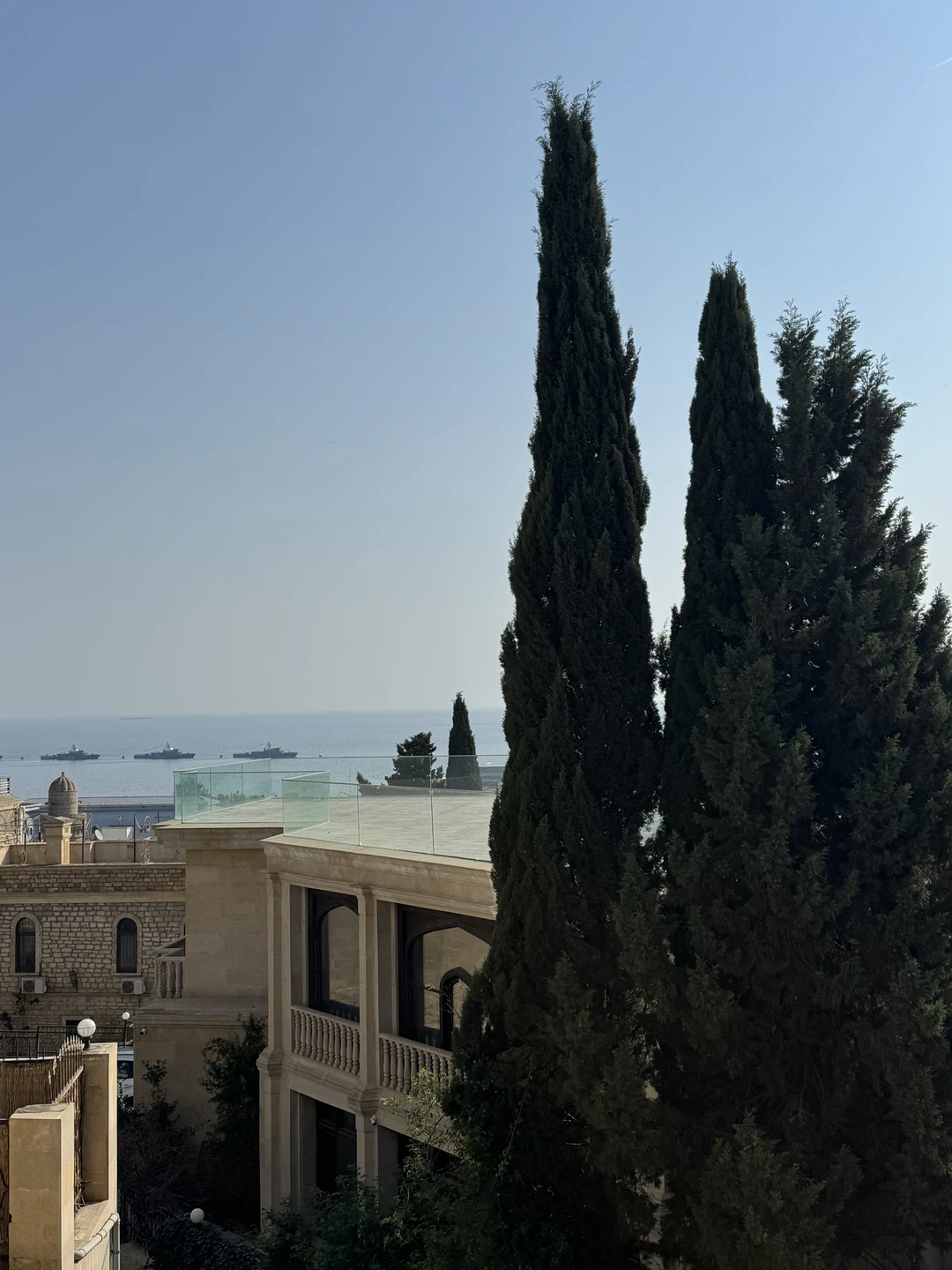 Прекрасная экскурсия! Всё было просто замечательно: информация подавалась легко и понятно, без лишней воды, но с