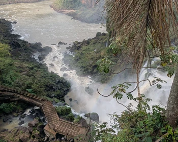 Аргентинская сторона водопадов Игуасу