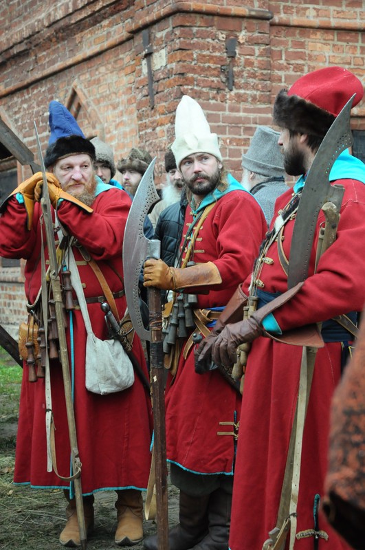 По Китай-городу — с царским стрельцом