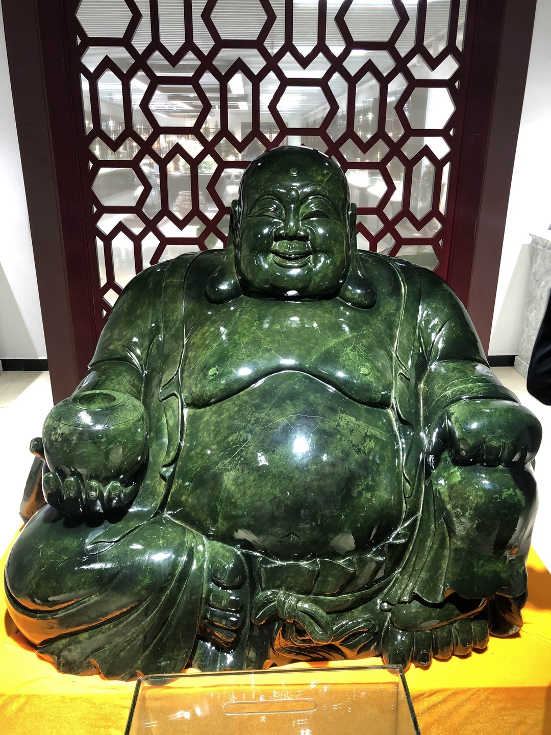 Мы посетили китайскую стену, мне очень понравился и гид отлично рассказал и ответил на все вопросы,