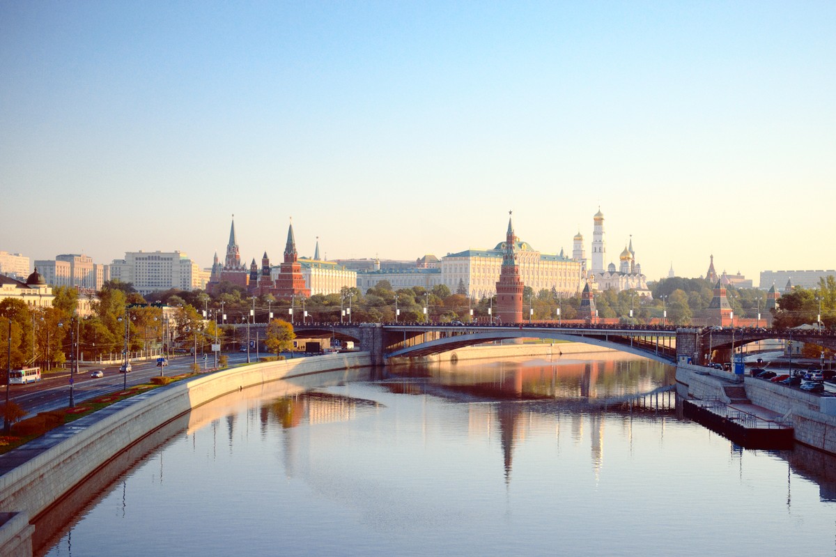 Круговая экспресс-прогулка на теплоходе (от причала «Патриарший») (7/11)