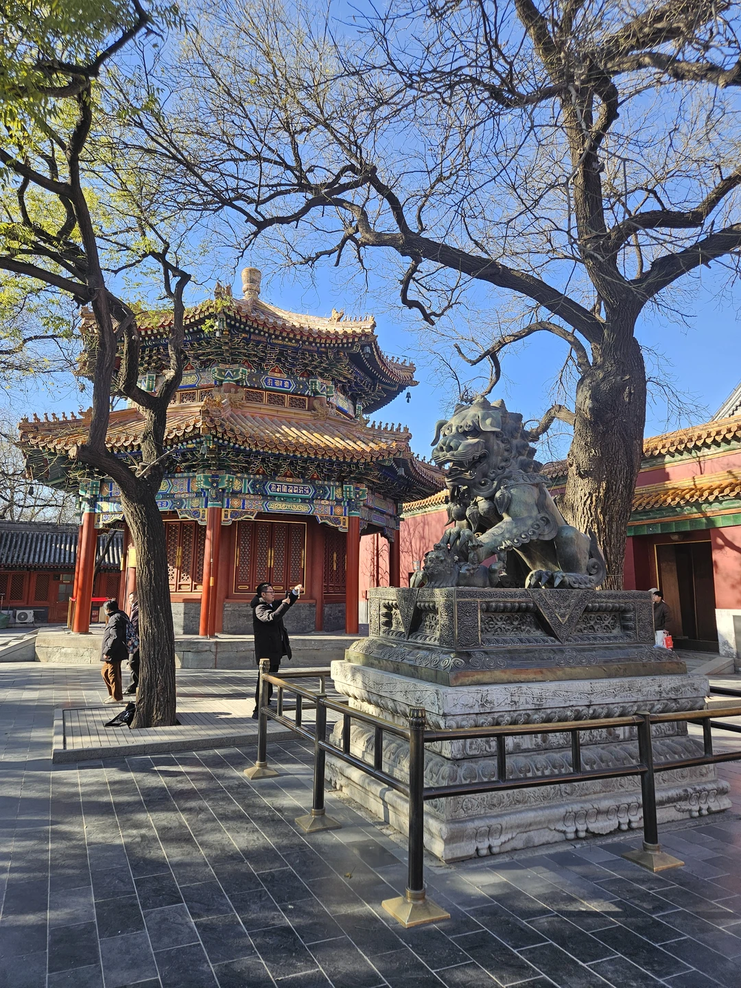 Все было отлично. Гид Сергей рассказывал столько, сколько нам нужно. Отвечал на все вопросы, помогал справиться