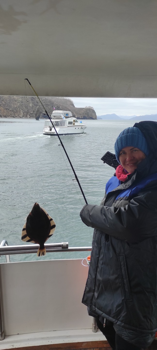 Попала на Камчатку впервые. И когда выбирала каким путем отдыхать самостоятельно или тур взять, в общем