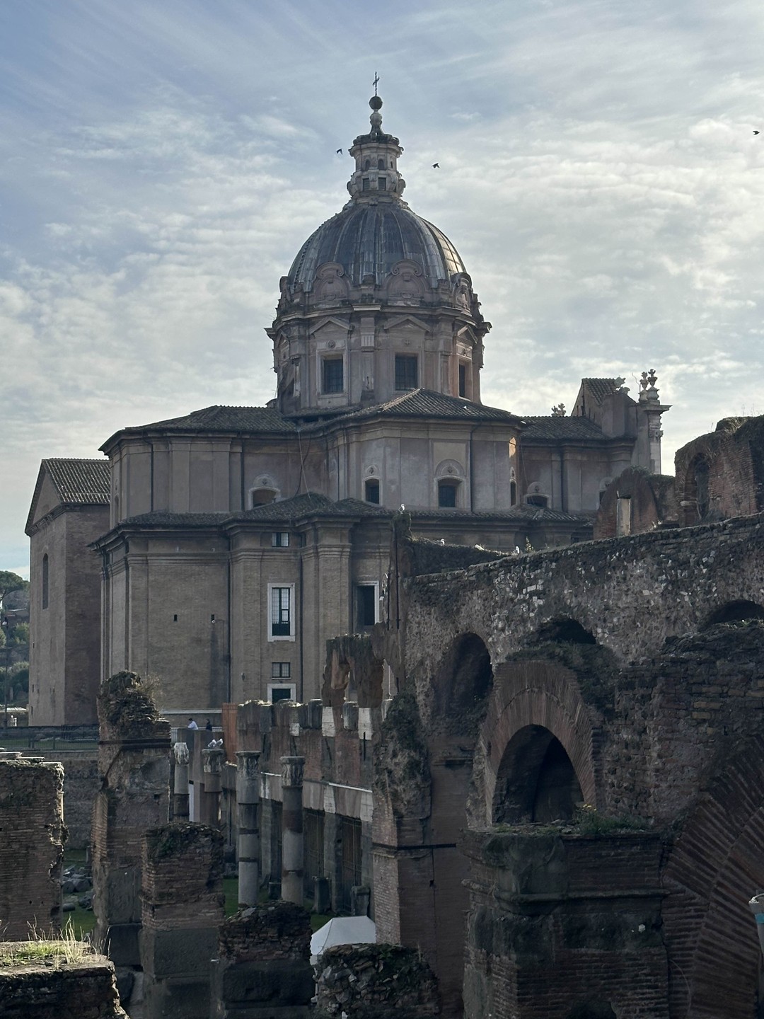 Очень насыщенная, познавательная и в то же время не обременительная прогулка по достопримечательностям Рима. Большое спасибо