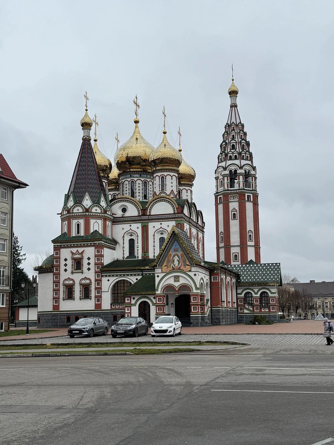 Роман - очень хороший экскурсовод. Отвечал буквально на все вопросы и по-новому открыл для меня родной край