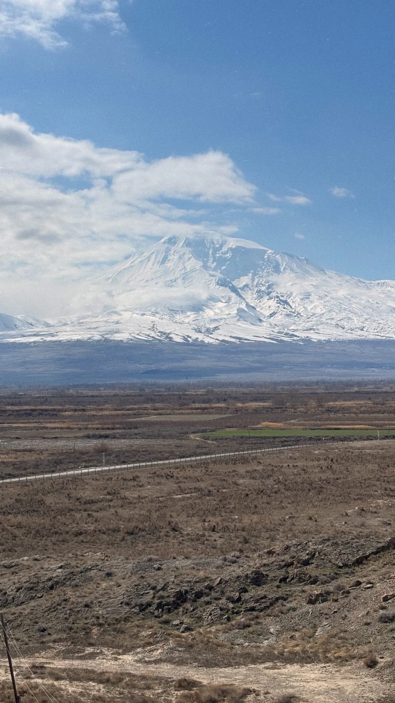 Благодаря Мариам и Айку мы вчера увидели очень много красоты за пределами Еревана. Это однозначно один из красивейших дней нашей жизни!