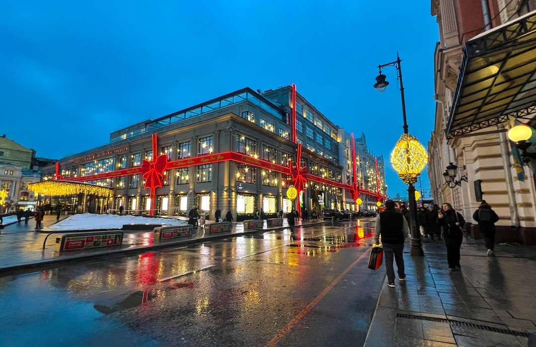 Экскурсия очень познавательная и в то же время погружает в чудесную предпраздничную новогоднюю атмосферу🎄