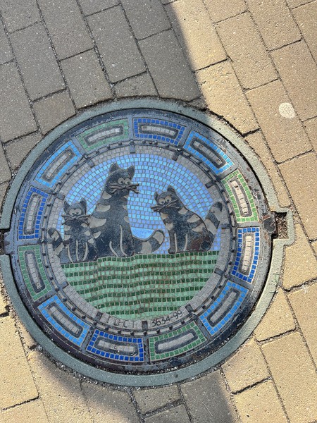 Степан - настоящий профессионал! Удивительно, как можно преподносить исторические факты так легко, интересно и с юмором