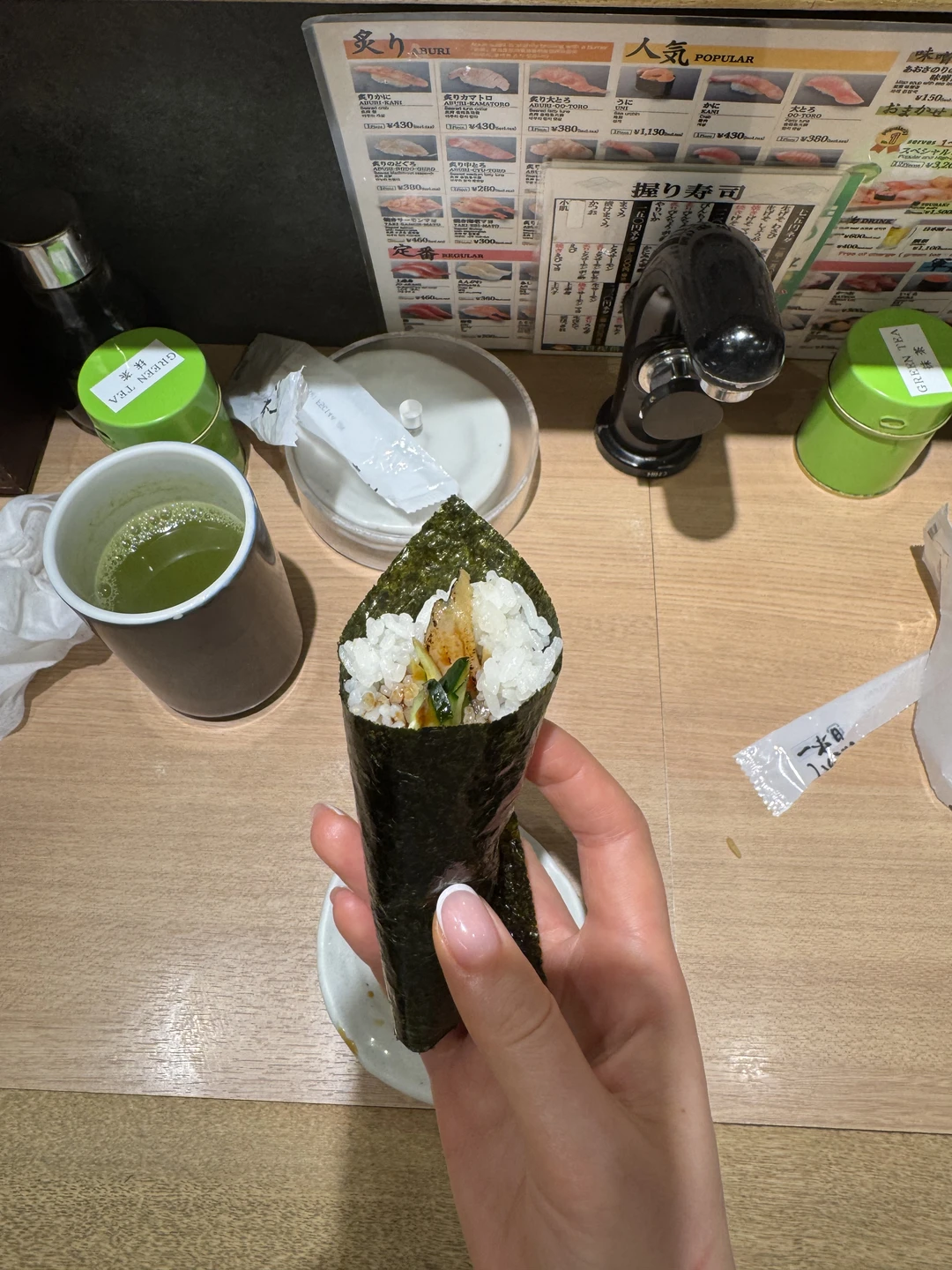 Пролистываю в памяти свою поездку по Японии и одно из ярких воспоминаний была эта экскурсия. Как-то