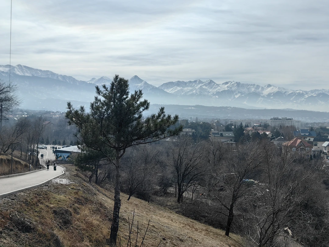 Отличный маршрут, замечательные локации для фото (несколько остановок), интересные истории и факты истории города и государства