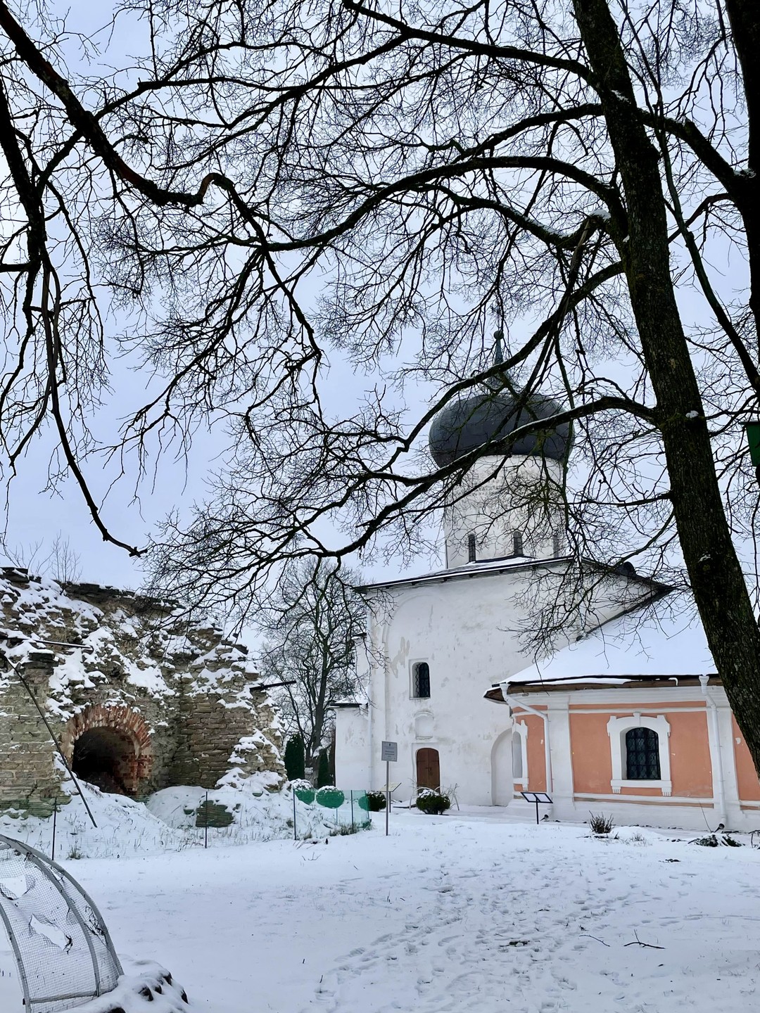 Византийское наследие Руси в монастырях Псковского края (Орел)