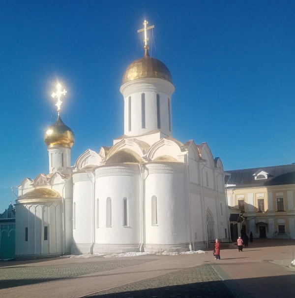 Троице-Сергиева лавра - взгляд сквозь столетия