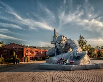 Брестская крепость, Каменецкая башня и Беловежская пуща. Переезд в Гродно