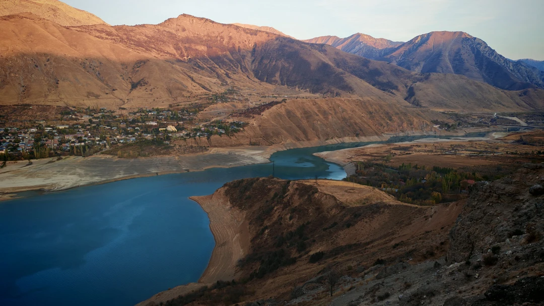 Путешествие в горы Тянь-Шаня: из Ташкента на авто бизнес-класса (Лерх)