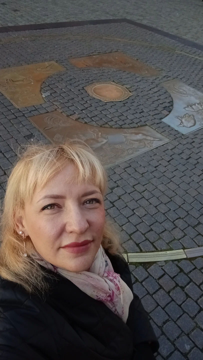 Три часа на автобусе - и вы знакомы с Москвой (Надежда)