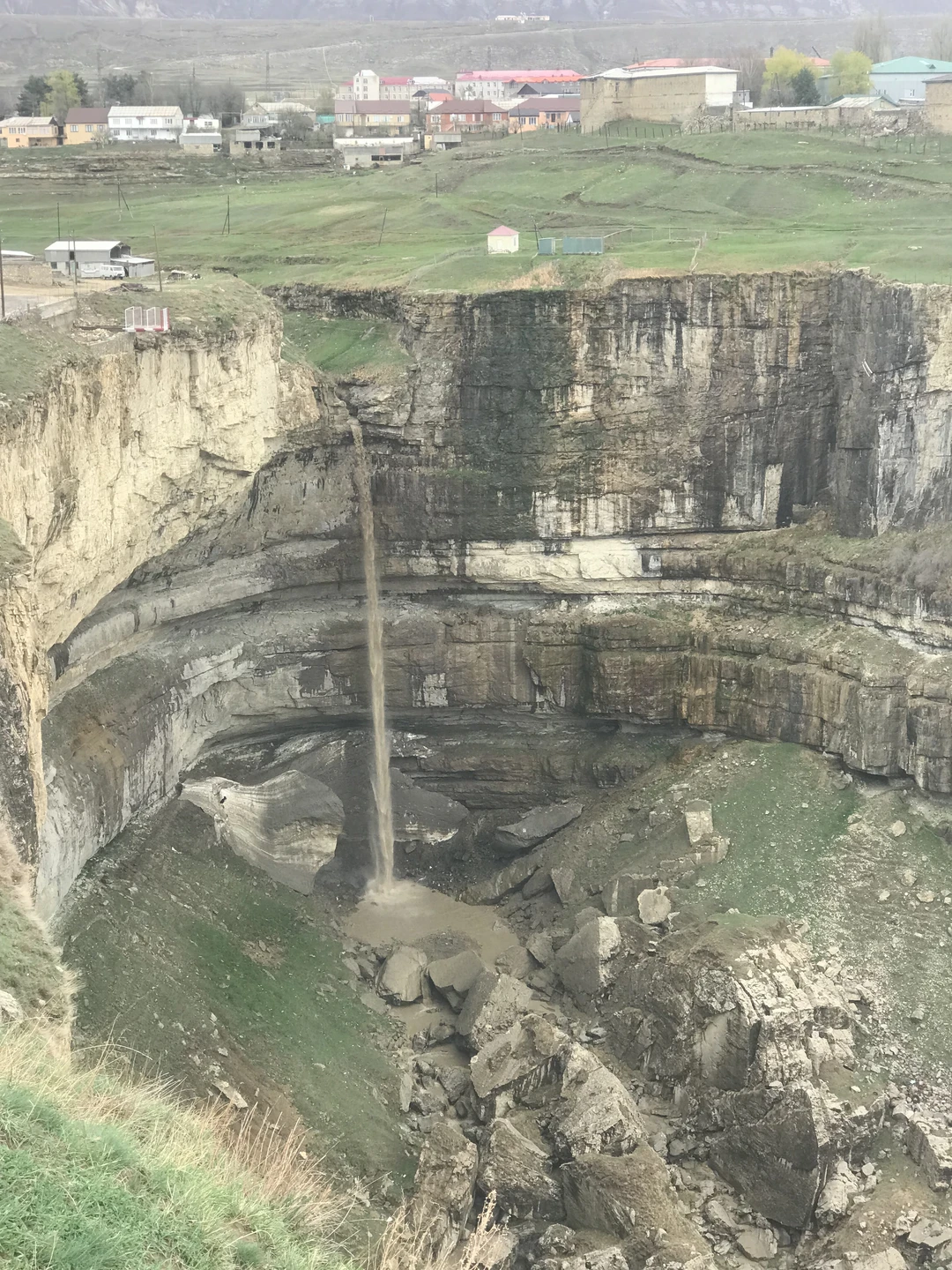 Добрый день! Прежде всего хотелось бы выразить благодарность нашему гиду Эльдару, узнали много нового и интересного.