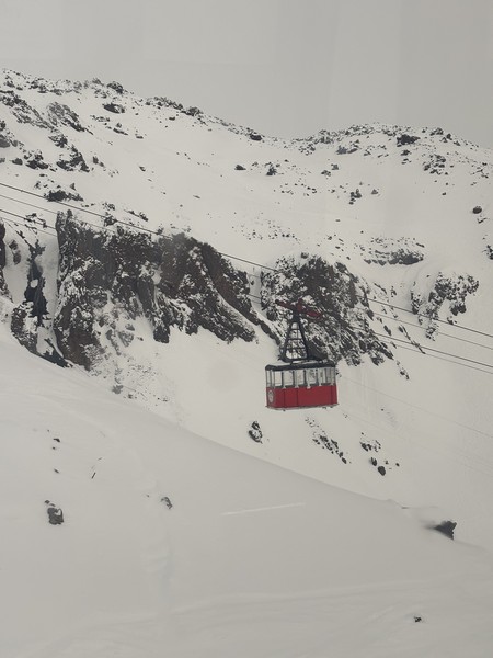 Нам волею судьбы повезло поехать сразу с двумя гидами! они были просто великолепны, самая веселая поездка