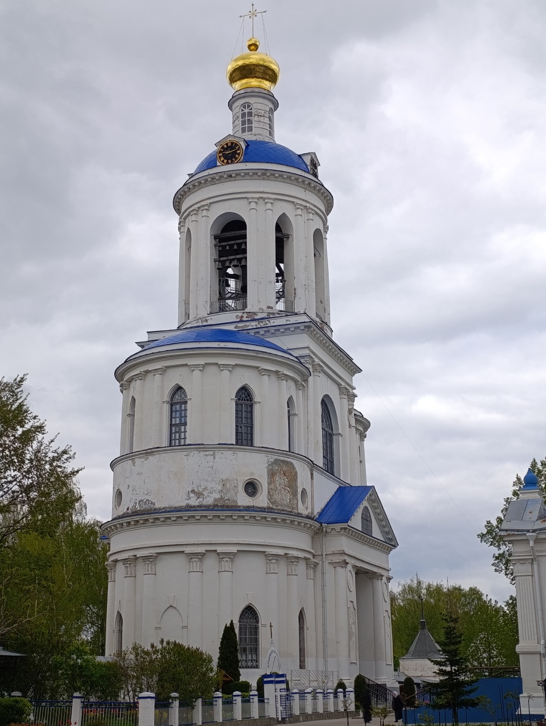 Очень благодарны Елене за увлекательную экскурсию, которая была интересна даже детям (10 лет). Елена очень хороший