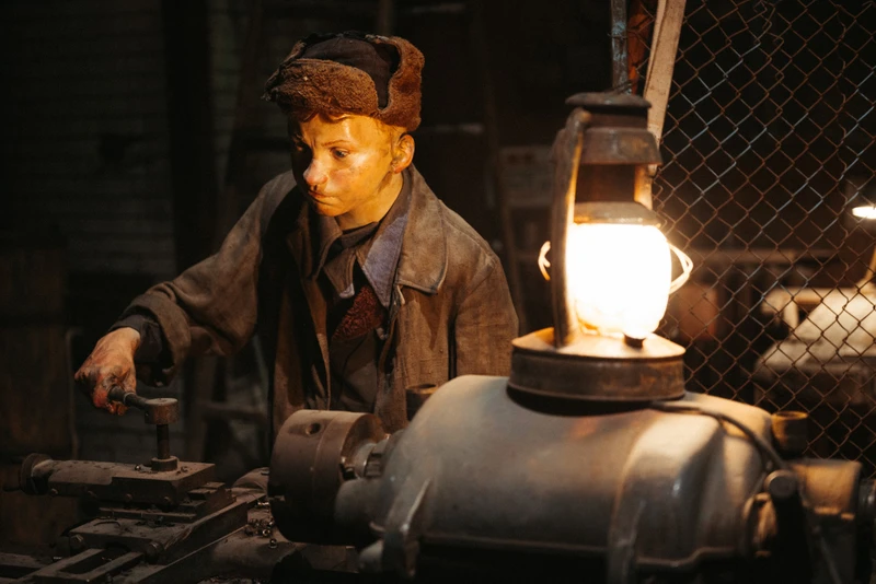 Детский квест по инсталляции «Пропавшие в кинохронике» от Ленфильма