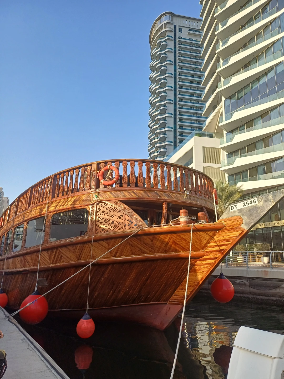 Здравствуйте, дорогие читатели! Прямо сейчас возвращаемся из Дубая в Рас-эль-хаймы. Оценили 5из 5 по всем показателям.