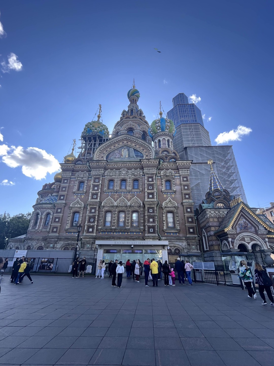 По Санкт-Петербургу на автобусе и на кораблике (Nikita)