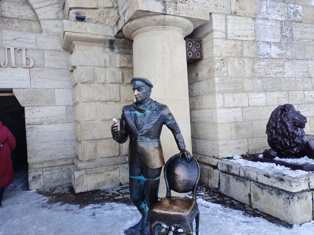 Спасибо Евгению за прекрасную экскурсию. Очень содержательно, интересно. Спасибо еще раз.