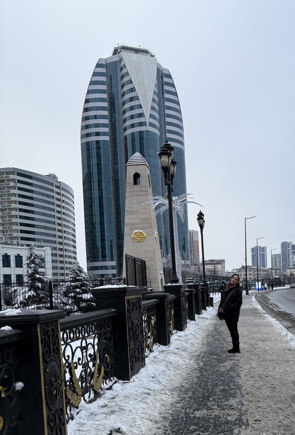 Всем здравствуйте. С большим удовольствием поучаствовали в экскурсионной поездке Махачкала-Грозный, побывали в трех мечетях и видовой