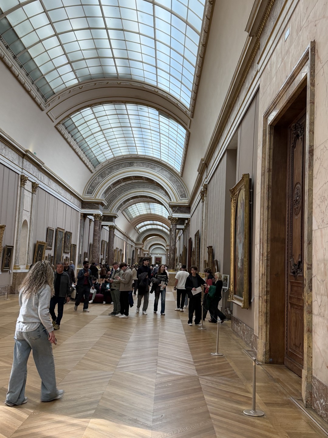 Дмитрий, очень интересный гид! Профессионал с чувством юмора