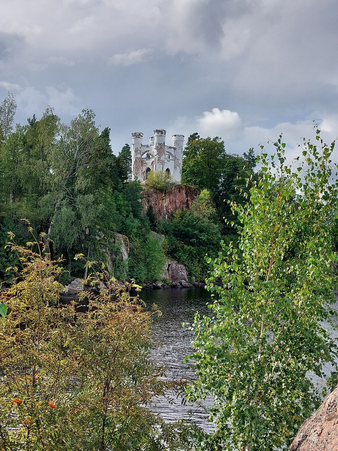 Монрепо - чудо старинного Выборга (Владимир)