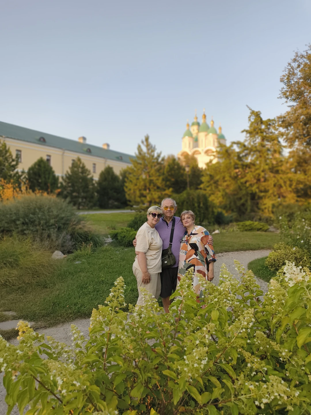 Выражаем благодарность за отличную экскурсию. Знает много интересных фактов,грамотно рассказывает и сопровождает наглядными примерами. Много интересного