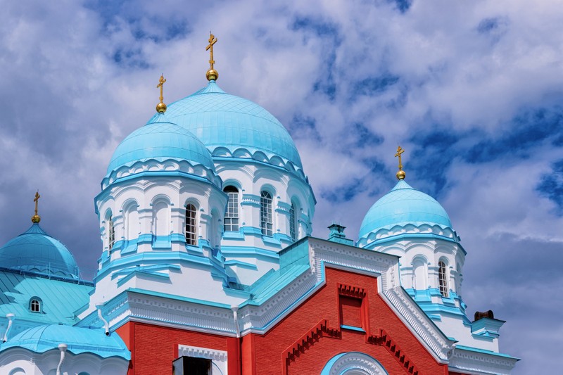 Карелия на снегоходах, собачьих упряжках и катере-амфибии