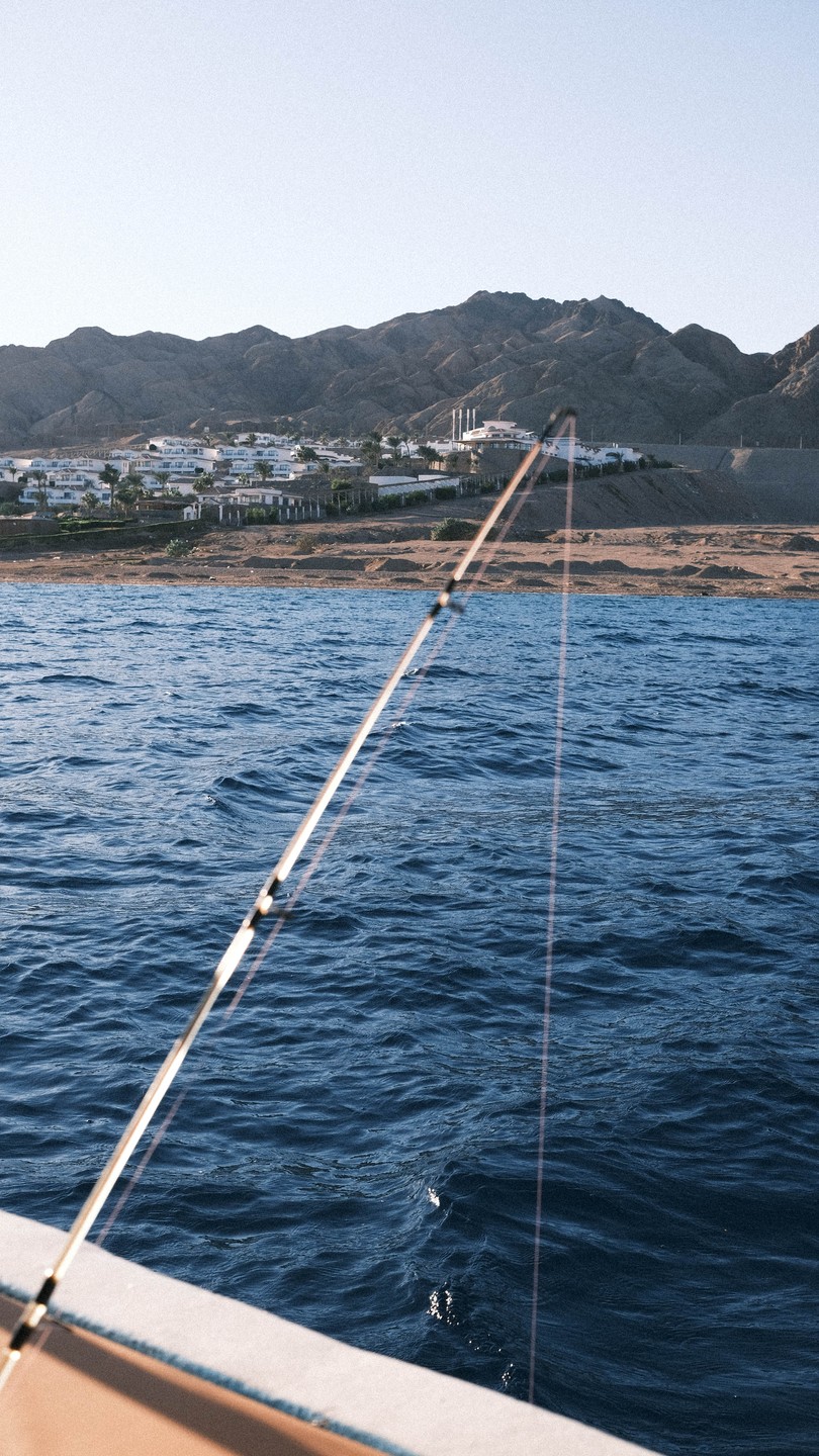 Спасибо Валиду за прекрасную возможность увидеть Дахаб и попробовать себя в рыбалке! Очень красивое место, комфортная