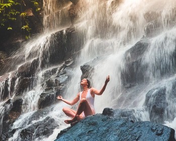 Джунгли, водопады и храмы