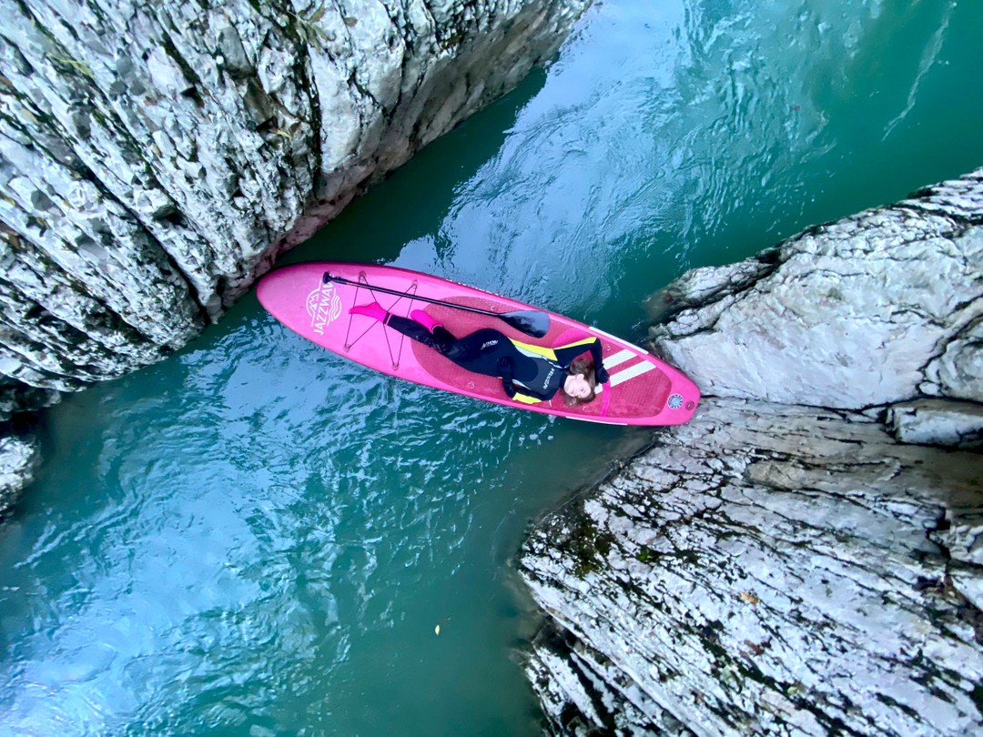 Посещали каньон с Евгением ранненоябрьским утром. Каньон нереальной красоты! Ни одна фотка не передаёт то, что