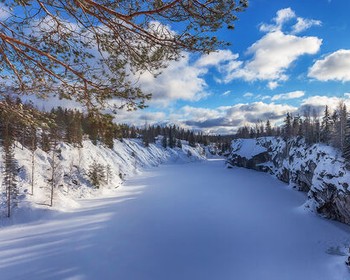 Питомник хаски, водопады Ахвеноски и горный парк «Рускеала»