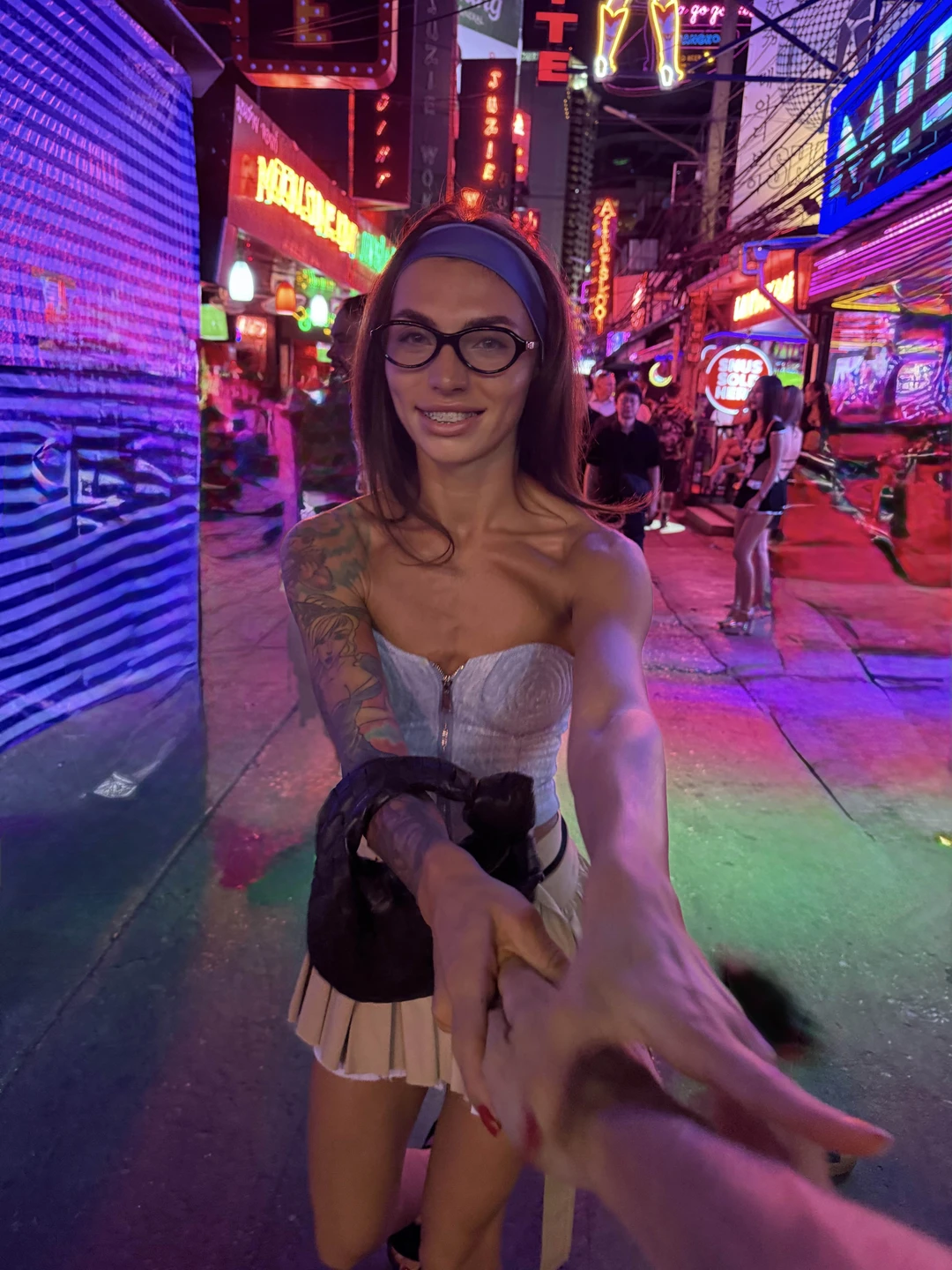 Вот вариант отзыва, который можно использовать как личное впечатление или публикацию: