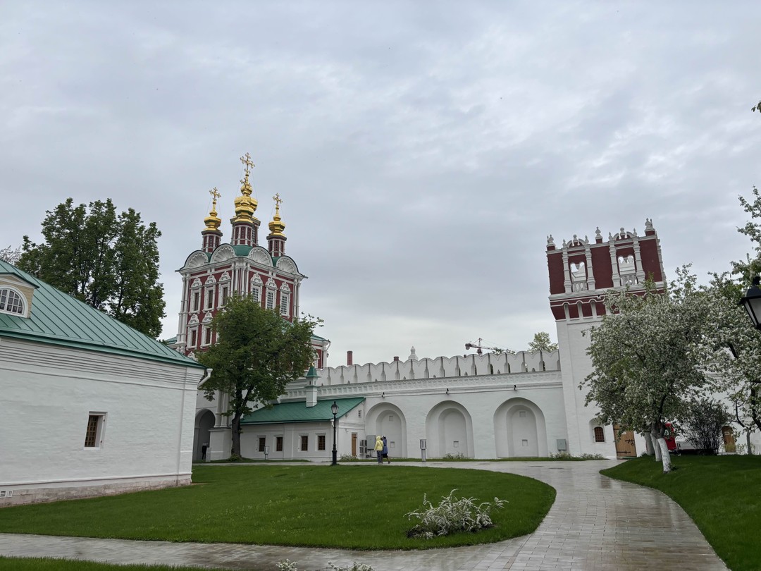 Женские истории Новодевичьего монастыря (Елена)