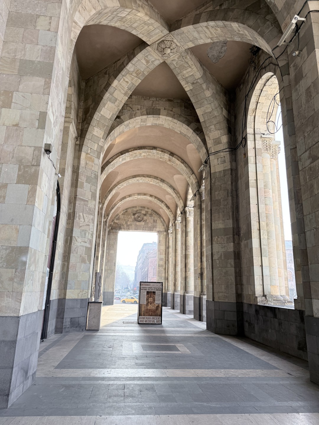 Интересная и познавательная экскурсия, все было отлично и даже холод не помешал погрузиться в историю Еревана