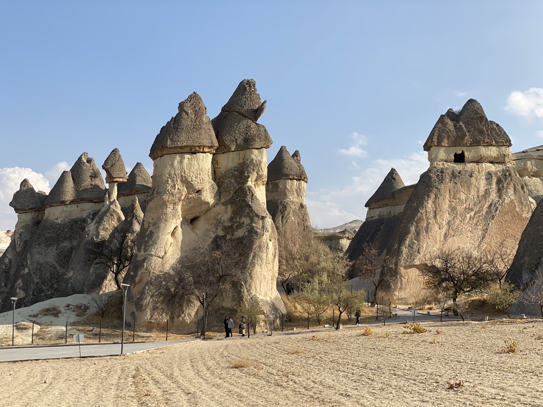 Все понравилось! Учитывая еще, что бронировала экскурсию в 3 ночи, а в 8-45 нас уже забрали