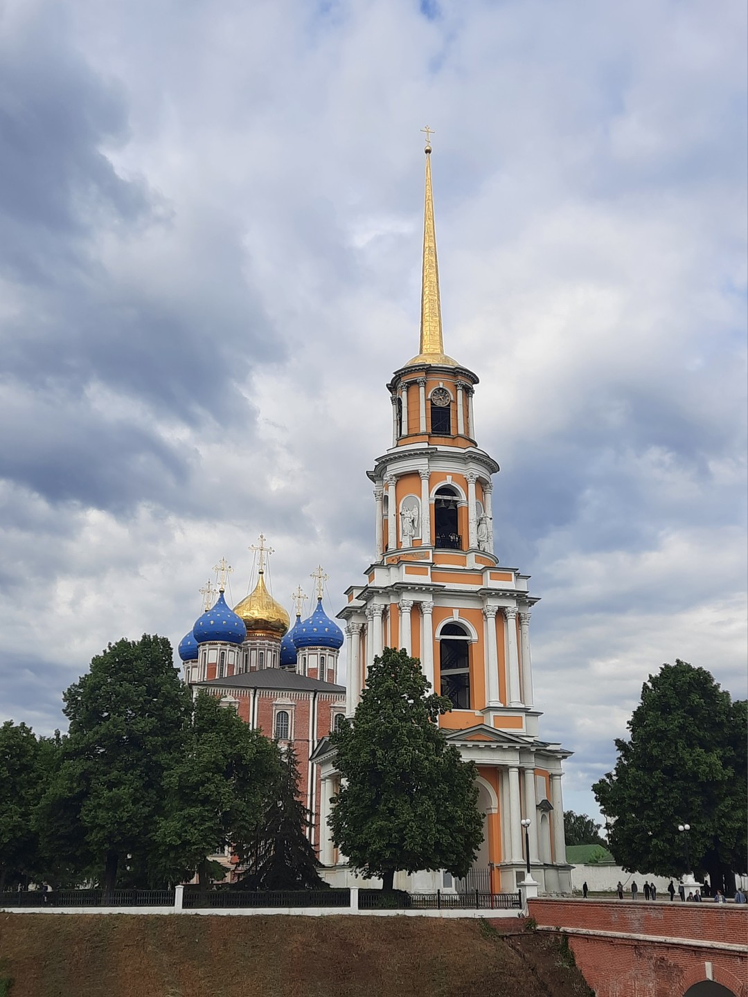 Очень понравился тур: продуманный маршрут и содержание. Города поразили своей историей, красивой архитектурой и разнообразием аттракционов