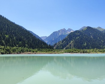 Водопад Аюлы, озеро Иссык и сакские курганы
