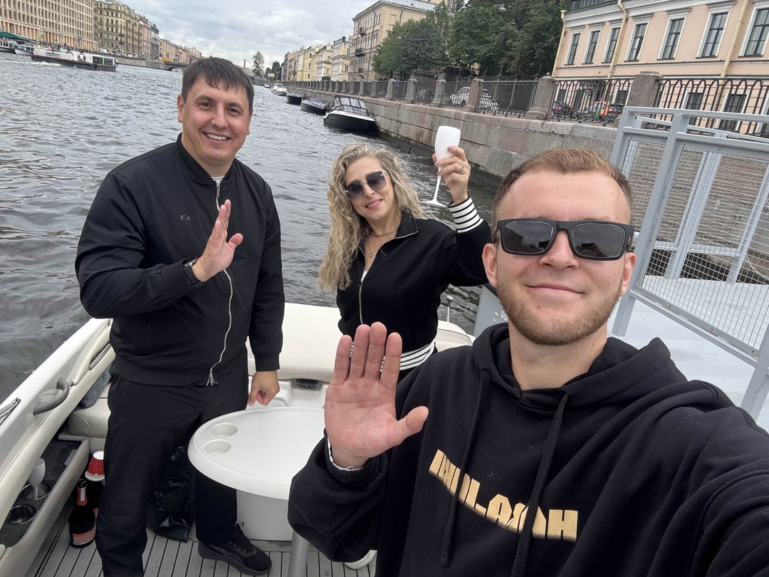 Спасибо за приятно проведенное время в мой день рождения! Все было прекрасно!