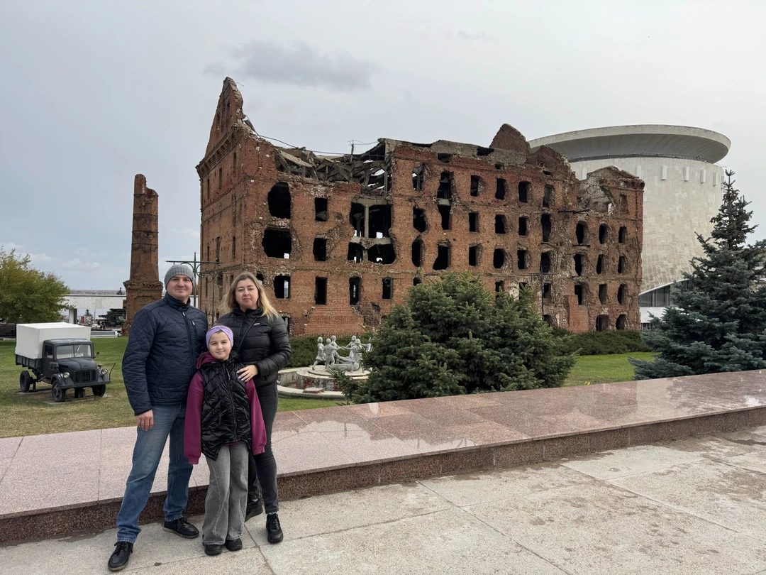 Нам попался великолепный экскурсовод Дмитрий 👍Очень интересно, познавательно, не занудно. Было бы еще время, он еще