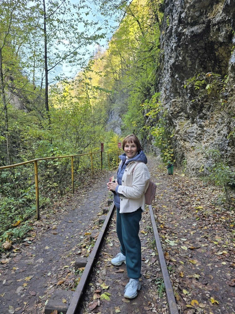 17.10.25 ездили на экскурсию. В целом экскурсия понравилась, т. к. это необычный новый опыт прокатится на