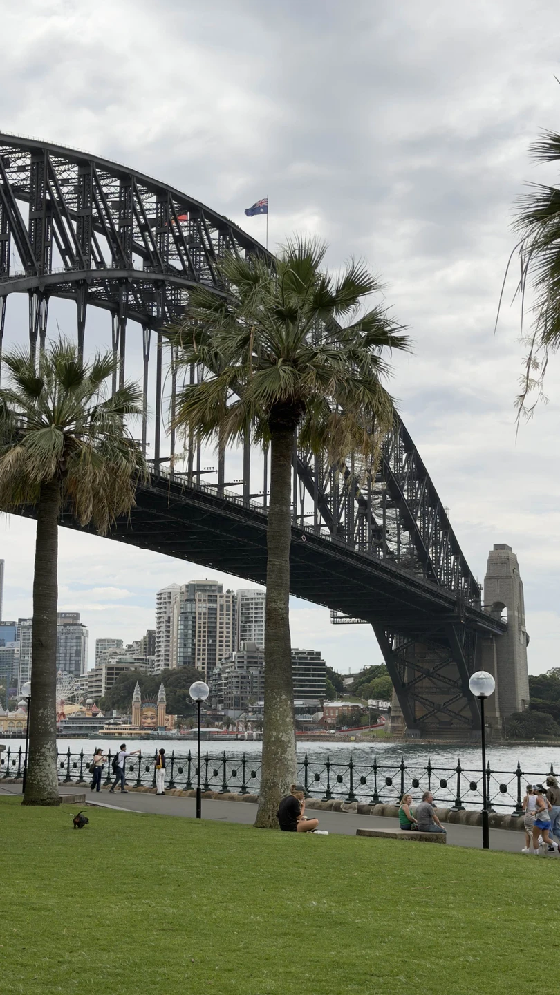 Экскурсия прошла на одном дыхании! Мы получили много рекомендаций по поводу отпуска, прогулялись красивым маршрутом, а