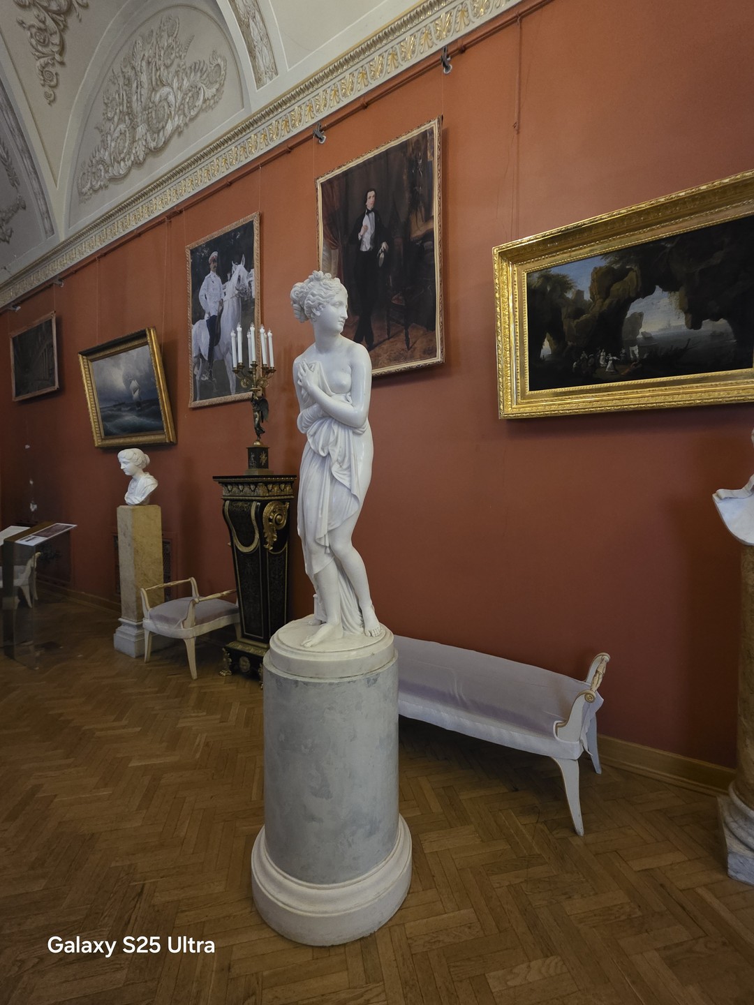 Понравилась экскурсия с гидом Анной. Было интересно и красиво!!! Много интересных фактов. Рекомендую!!