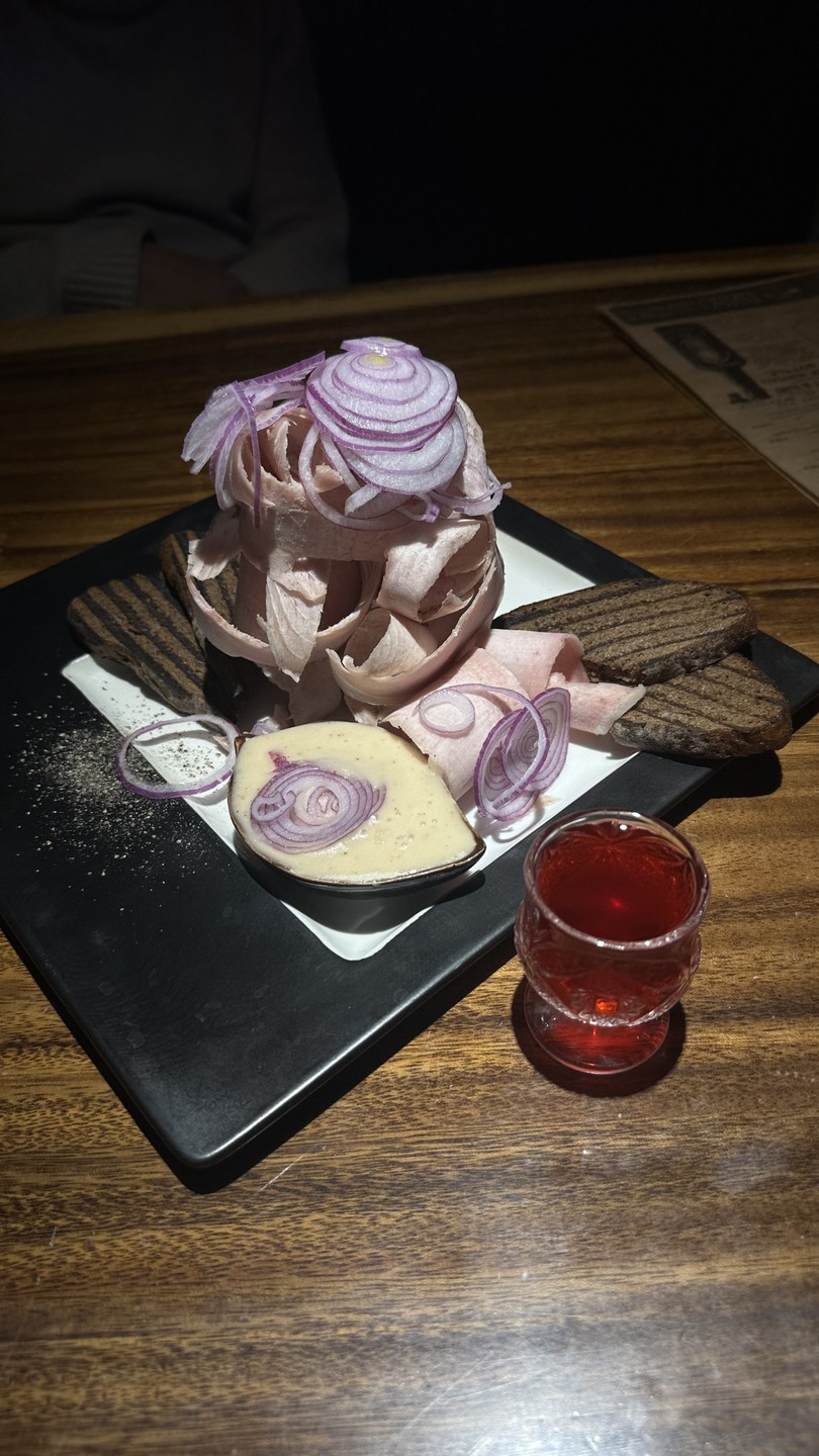 Данная экскурсия - это идеальный вариант чтобы интересно и с пользой провести вечер в городе