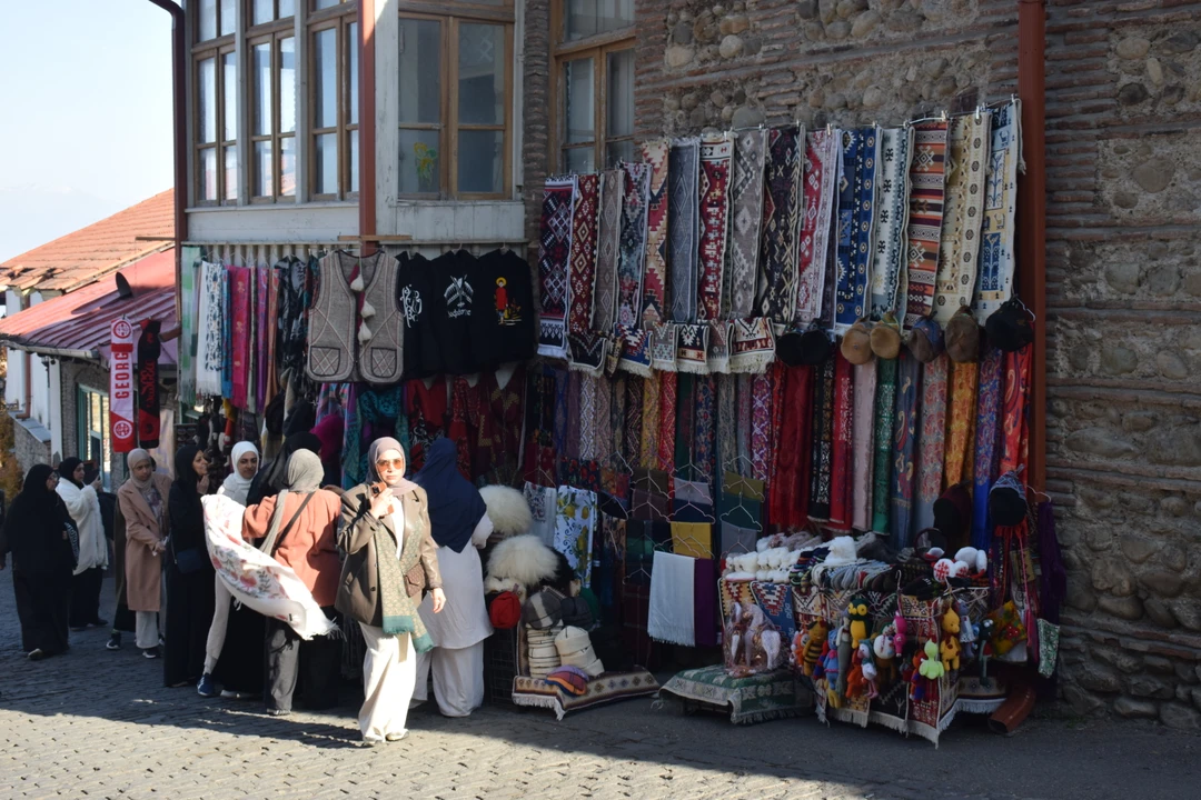Огромное спасибо за насыщенную и интересную экскурсию. День пролетел незаметно. Много полезной информации. Ну и вино конечно. Просто супер!