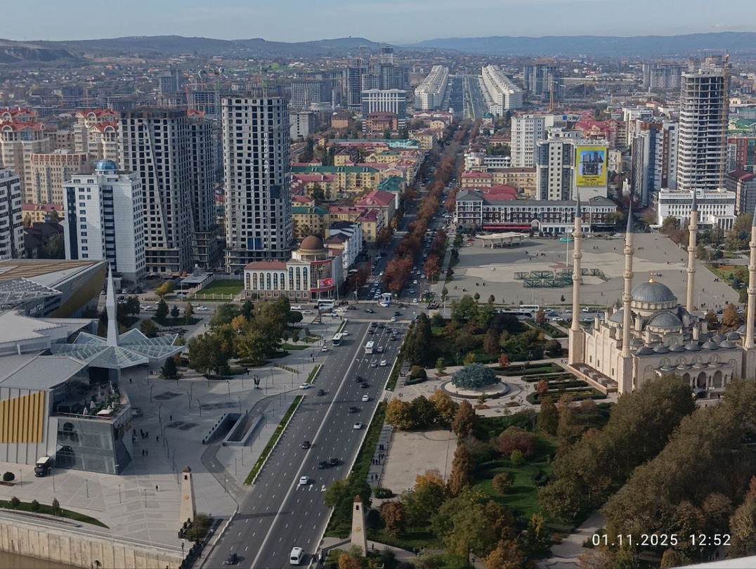 Потрясающая экскурсия. Огромное спасибо Роману, внимательное отношение к каждому участнику,безумно интересные рассказы. По пути много узнали