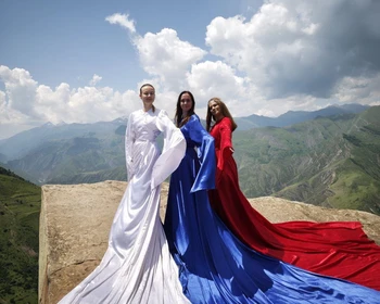 Башни Гоора и Карадахская теснина